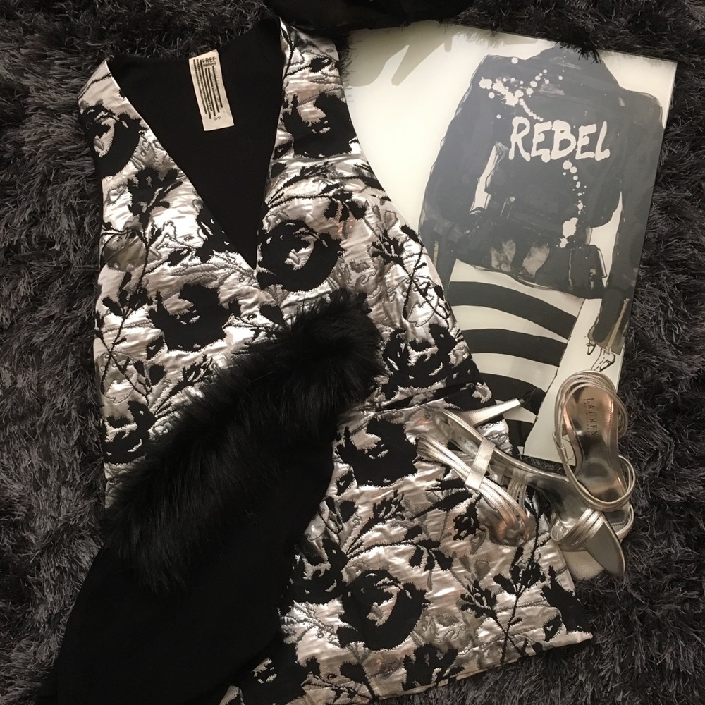 💥HOST PICK💥Free People Silver and Black Mini